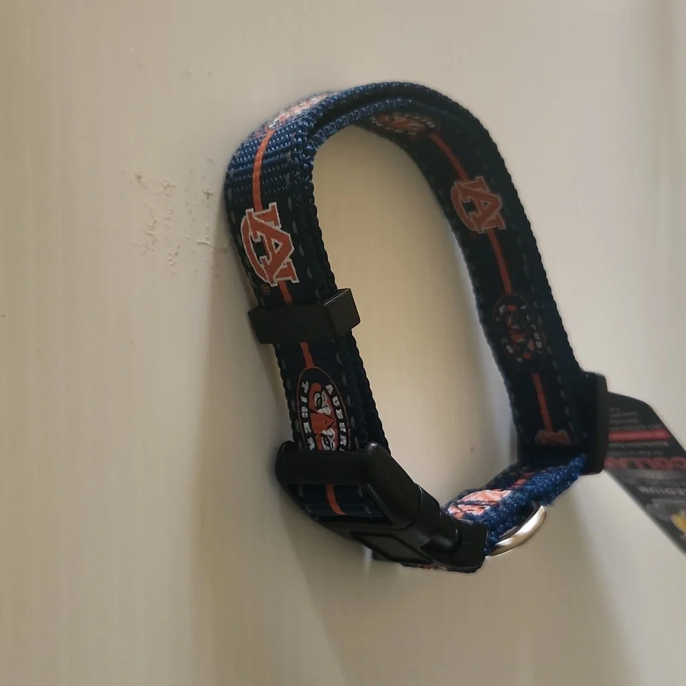 Auburn Dog Collar Adjustable Size Medium (14in -18in)